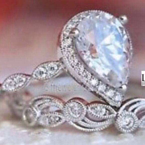 Unbranded Accessories - New 18k white gold wedding ring set